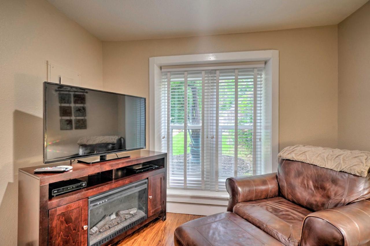 Creekside Home With Patio, Walk To Manitou Incline! 마니투 스프링스 외부 사진