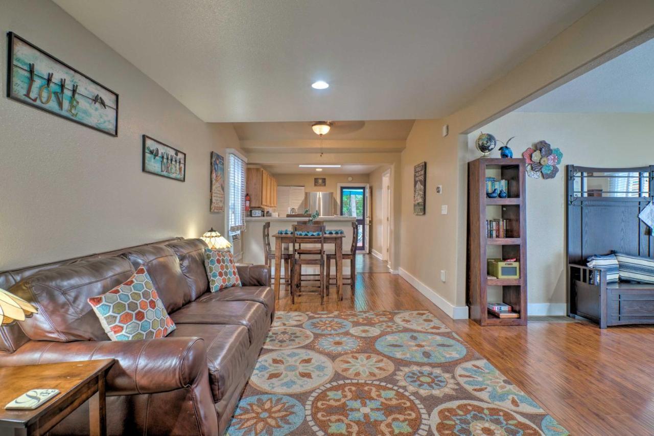 Creekside Home With Patio, Walk To Manitou Incline! 마니투 스프링스 외부 사진